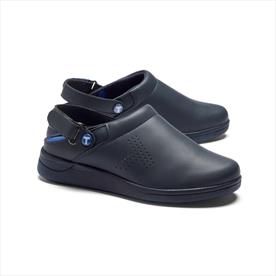 UltraLite Clog Navy With Vents - Size 6